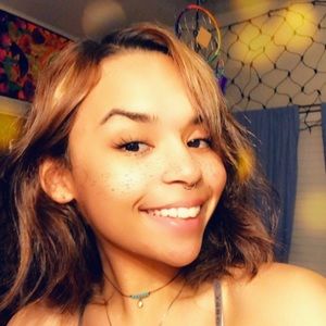 Meet your Posher, Tess